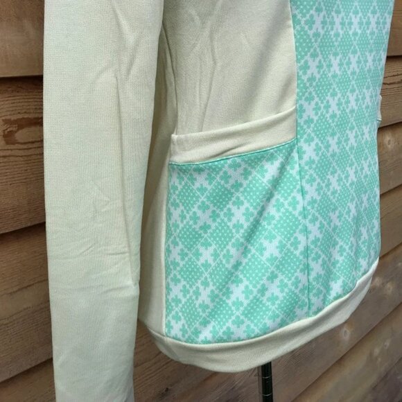 Upcycled Hoodie Vintage Fabric One of a Kind Pullover Hoody MungoCrafts - Picture 4 of 6